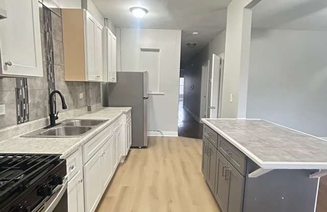 5940 South Calumet Avenue - 5940-1 photos photos