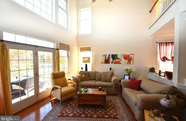 15115 JUPITER HILLS LANE Gallery 2