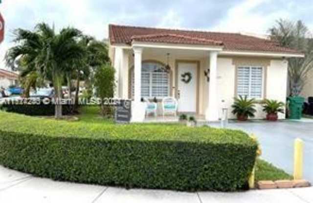 15326 SW 138th Ct - 15326 Southwest 138th Court, Richmond West, FL 33177
