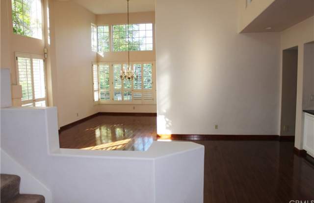 61 Summitcrest Gallery 2