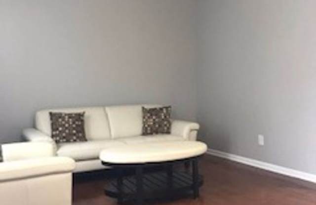 7865 Avaleen Circle North Gallery 4