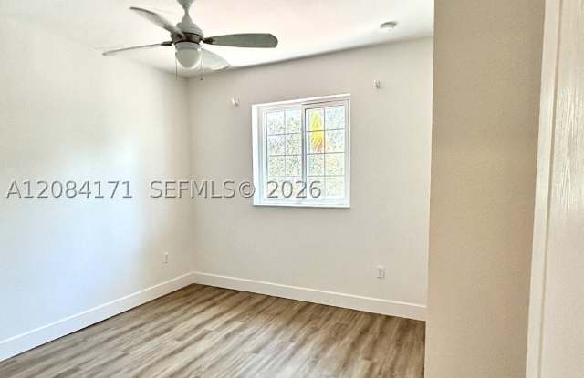21436 SW 86th Pl Gallery 4
