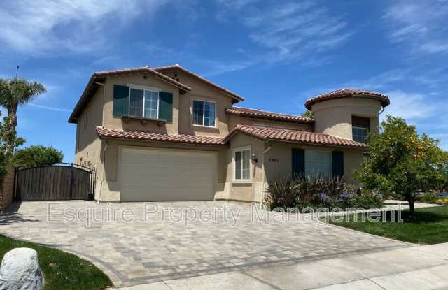 2895 DIAMOND DRIVE photos photos