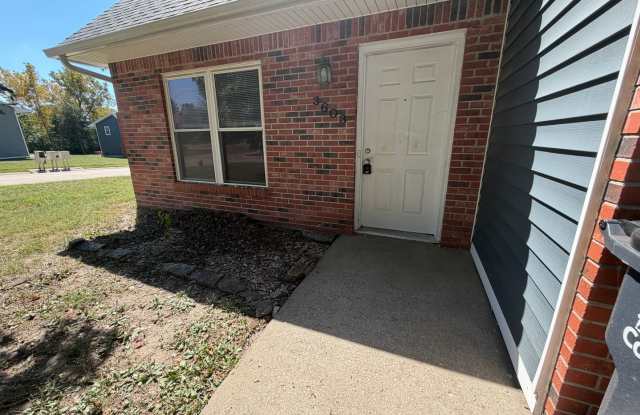 Large 3 bedroom Duplex Gallery 4