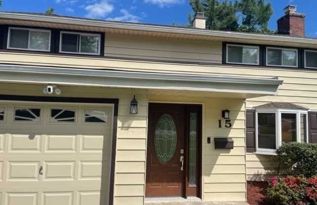 15  Salrit Avenue - 15 Salrit Avenue, Waldwick, NJ 07463