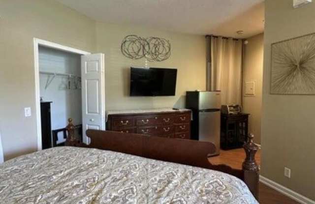 8278 MULLIGAN Circle Gallery 4