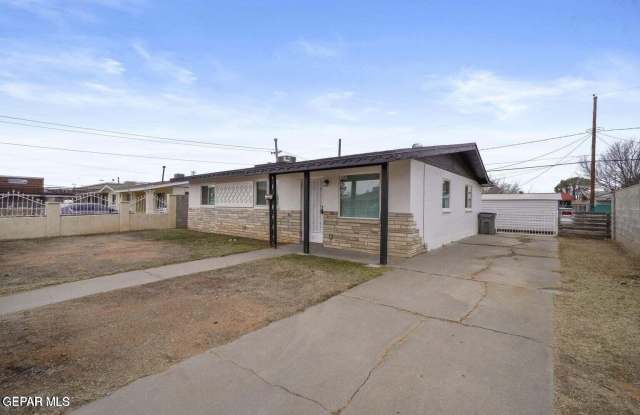 5316 SAXON Drive Gallery 3
