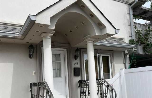 548 S Strong Avenue Gallery 3