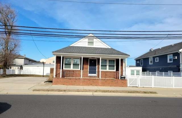 303 N Washington Ave photos photos