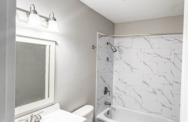 2041 Inverway Court photos photos