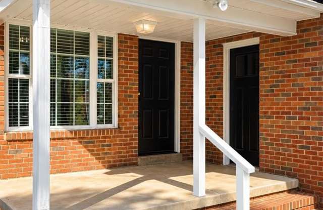 2410 Wallace Road Gallery 1