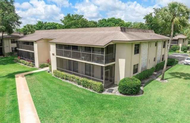 195 Deer Creek Blvd - 195 Deer Creek Boulevard, Deerfield Beach, FL 33442