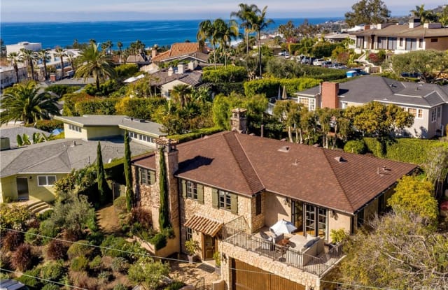 860 Park Avenue - 860 Park Avenue, Laguna Beach, CA 92651