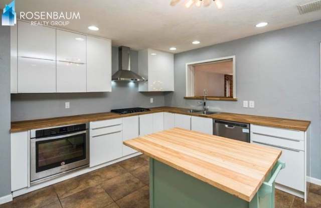 1508 West Capri Avenue Gallery 4