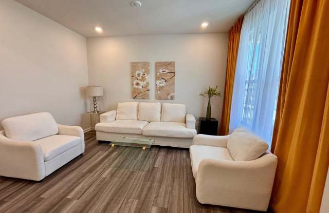 1243 RED CLOVER Lane Gallery 2
