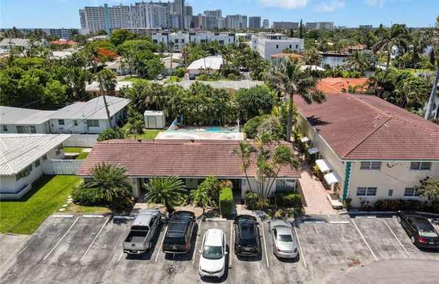 228 Marine Ct - 228 Marine Ct, Lauderdale-by-the-Sea, FL 33308