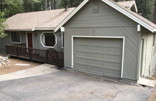 3055 Fairway Drive - 3055 Fairway Drive, Arnold, CA 95223