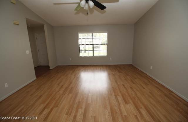 934 Colonial Avenue SE Gallery 3