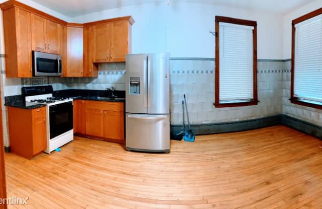 1633 W 37th Pl 1 - 1633 West 37th Place, Chicago, IL 60609