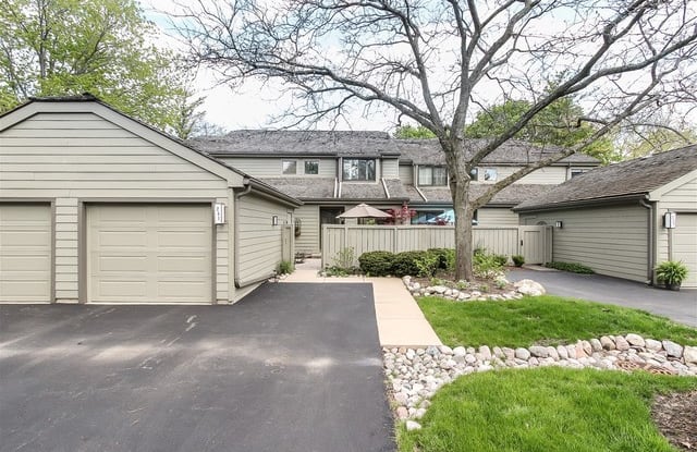 241 West Timber Ridge Lane - 241 Timber Ridge Ln, Lake Barrington, IL 60010