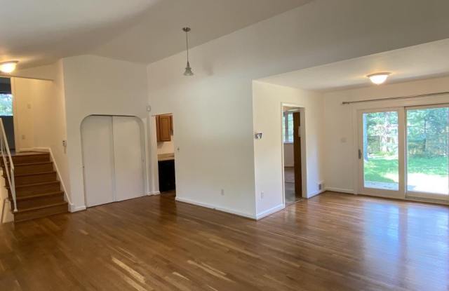 3806 SULGRAVE DR - 3806 Sulgrave Drive, Mount Vernon, VA 22309