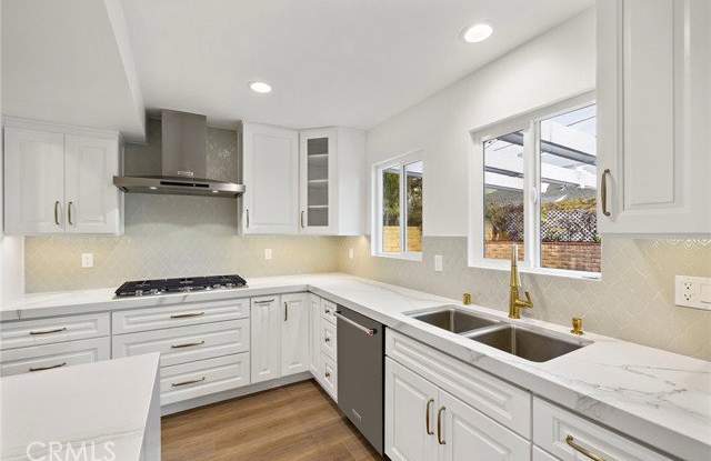 20152 Redlands Drive Gallery 3