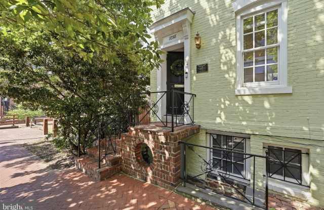 1058 30TH NW Gallery 4