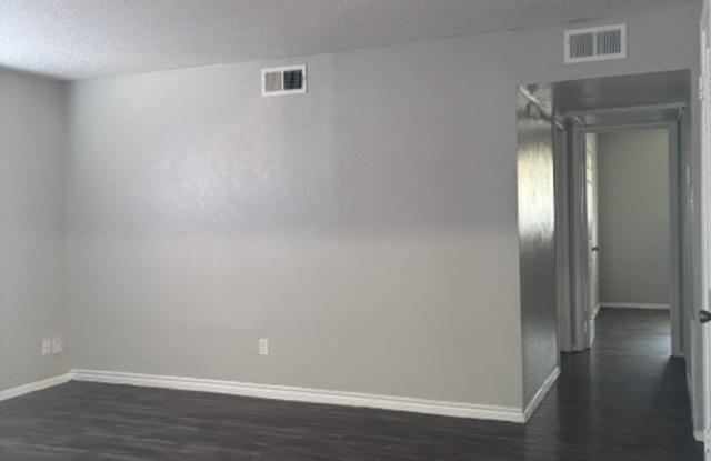4018 Holly Dr - 09 Gallery 2