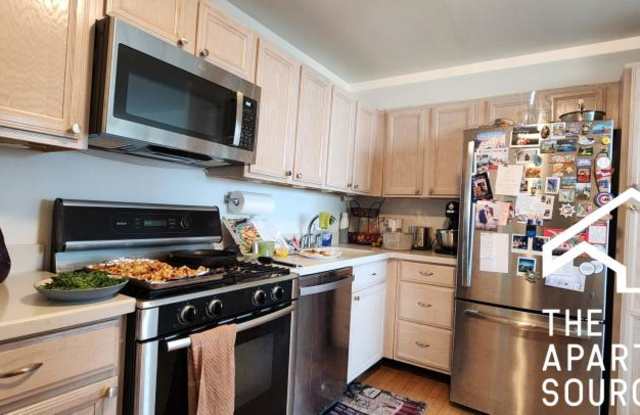 2800 Lake Shore Dr. photos photos