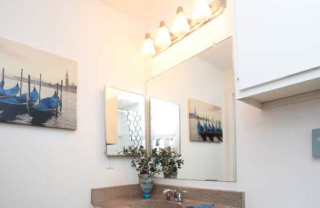 8557 Floyd Curl Dr Gallery 2
