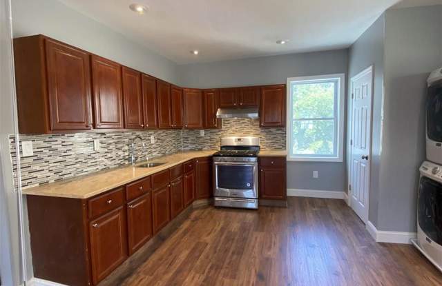 23 CLENDENNY AVE - 23 Clendenny Avenue, Jersey City, NJ 07304