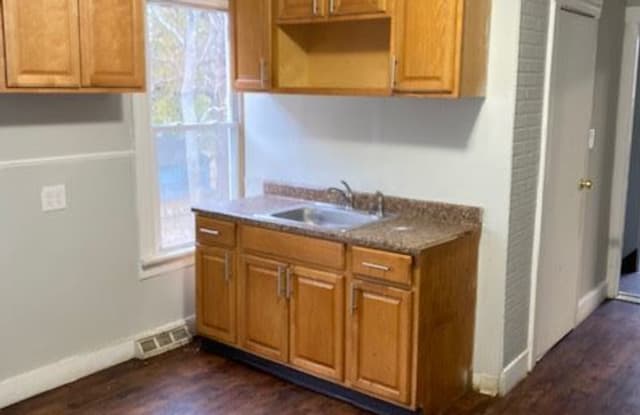 Munson St - 327 Munson Street, New Haven, CT 06511