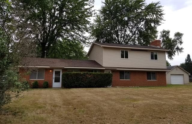 229 FAIRMOUNT Street - 229 Fairmount St, Whitmore Lake, MI 48189