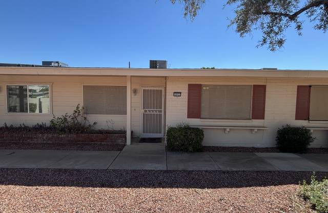 10537 W Coggins DR Gallery 1