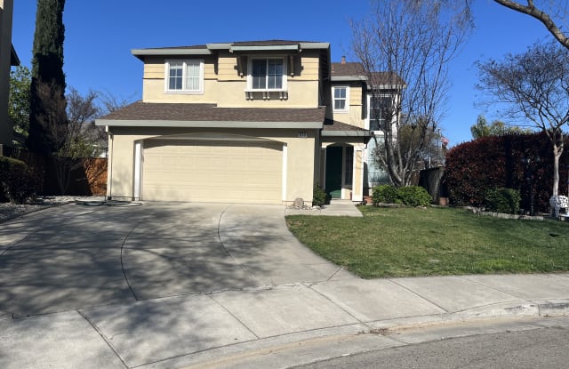 879 Winnipeg Ct - 879 Winnipeg Court, Tracy, CA 95304
