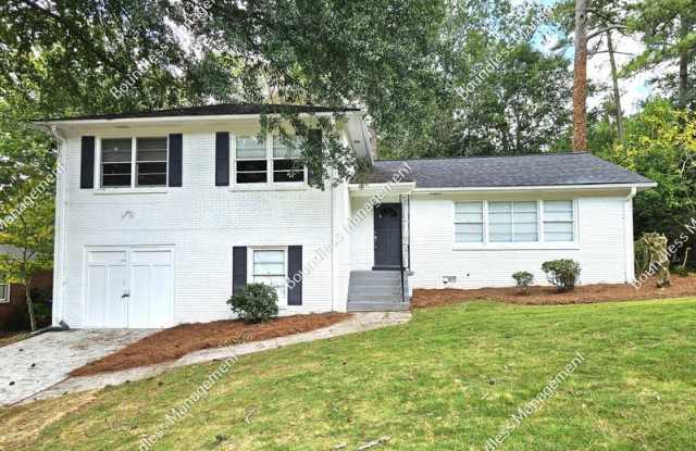 2233 Leafmore Dr Gallery 1