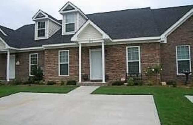 226 Brook Court Gallery 1