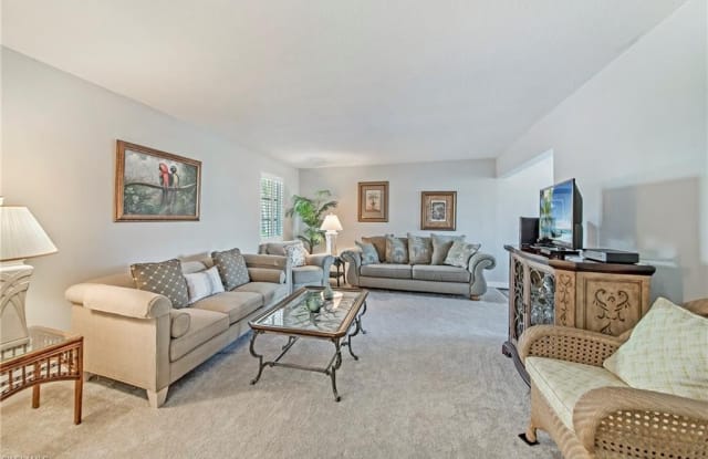 644 12th AVE S - 644 12th Avenue South, Naples, FL 34102