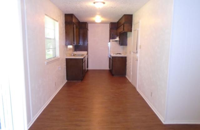 6529 Bernadine St. Gallery 4