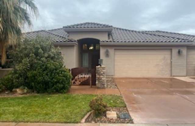 Spacious  Stylish 4-Bedroom Home with 3-Car Garage photos photos