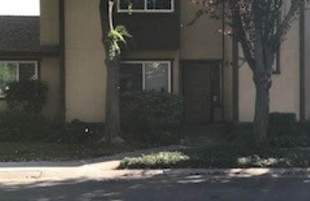 SHOWING FRIDAY, JAN. 10TH @12:15PM AND SUNDAY, JAN. 12TH @9AM - 5165 Greenberry Drive, Carmichael, CA 95841