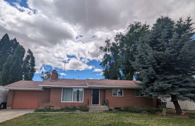 Charming 3 bedroom 1.5 bath Orchards house photos photos