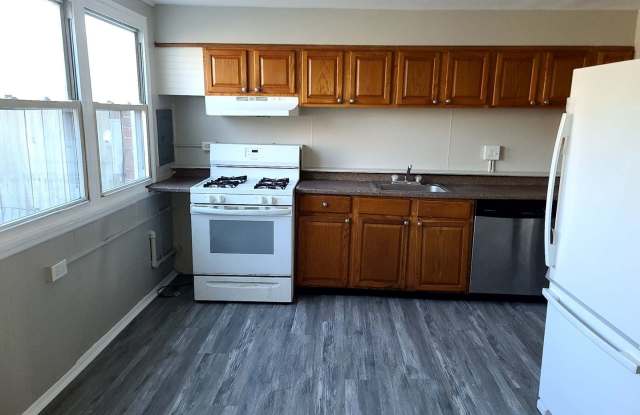 Coming soon newly remodeled three bedroom home! - 4161 Hollins Ferry Road, Lansdowne, MD 21227