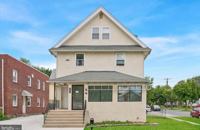 2201 DARBY ROAD Gallery 1