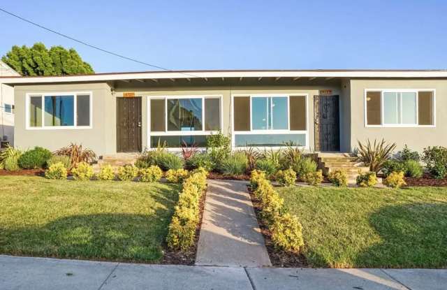 2 Bedroom Home in Clairemont / Bay Park photos photos 2 Bedroom Home in Clairemont / Bay Park photos photos