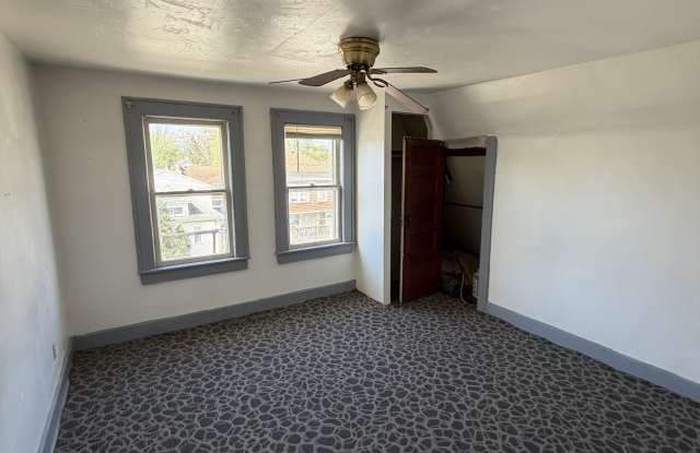 411 Jackson Avenue - 3N Gallery 3