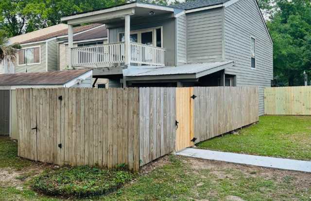 13 Larkspur Ln. photos photos