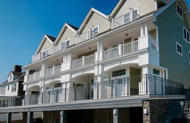 57 Soundview st photos photos
