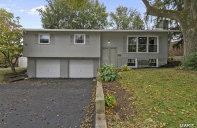 116 South Cardinal - 116 South Cardinal Lane, St. Charles, MO 63301
