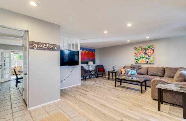 7509 E EDGEMONT Avenue Gallery 3